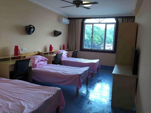 应届生入深户有什么好_董璇婚后情况曝光！不愿丈夫和女儿住一起，与其分居，倪萍很担忧 萍很担忧重庆江北价格